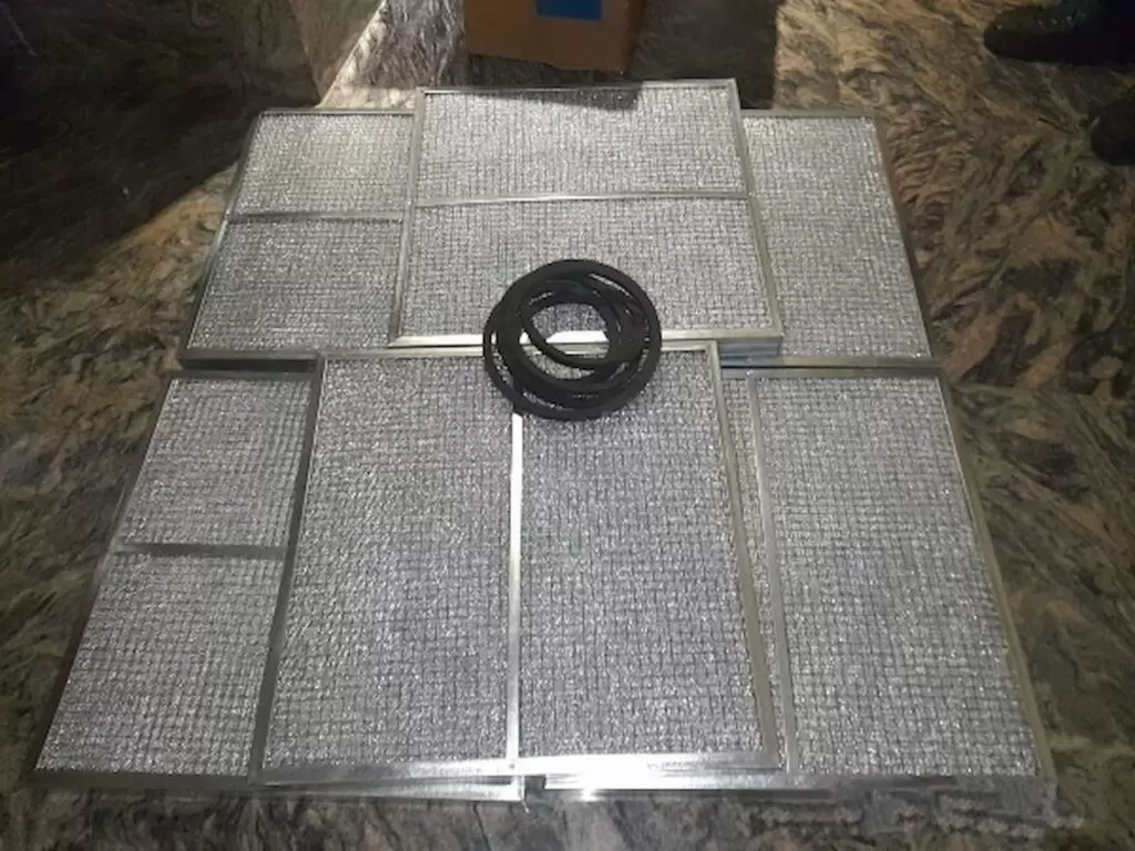 Grease filter service